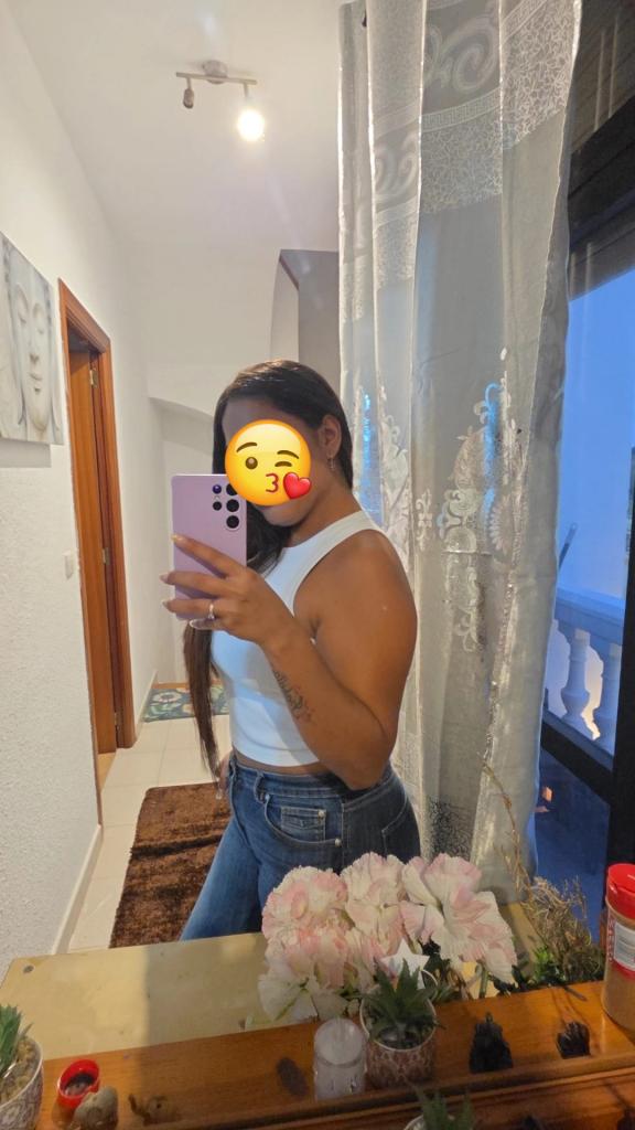 Chica busca chico en Huelva: 