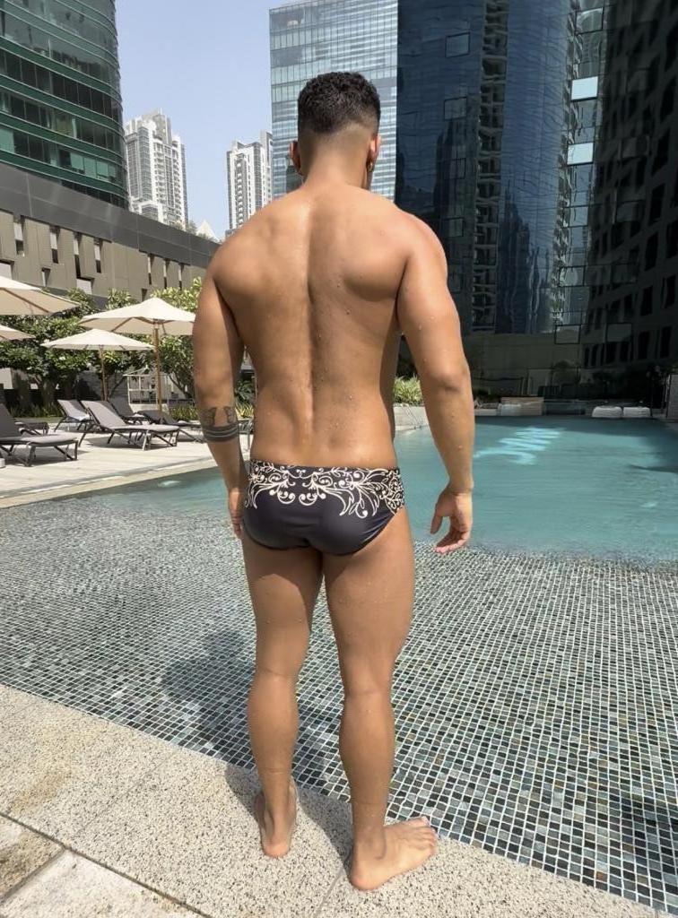 Chico busca chica en Las Palmas: 