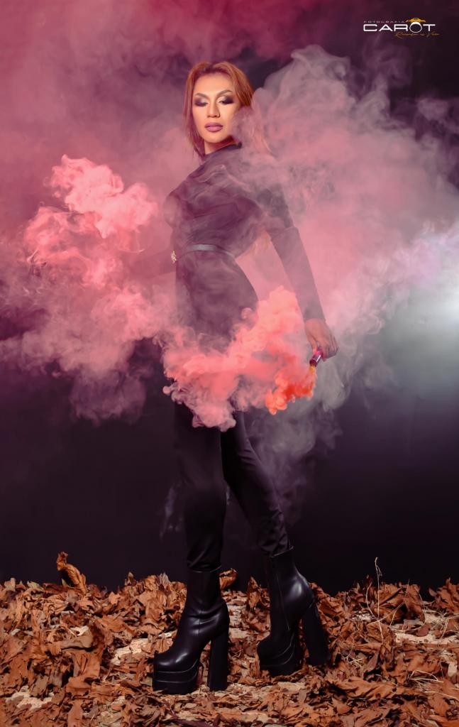 647550209: Chica busca chico en Asturias