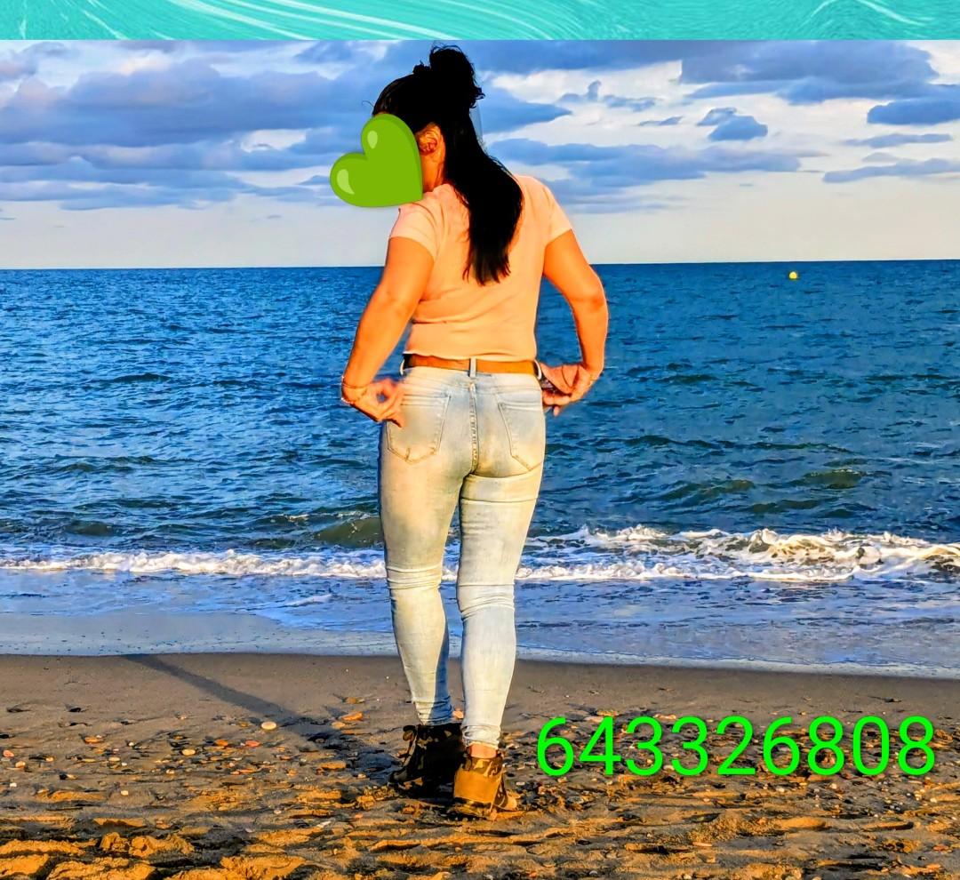 Chica busca chico en Almería: 