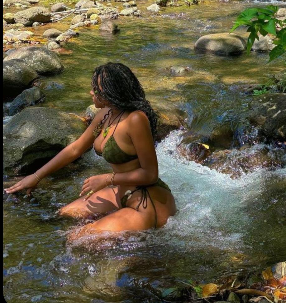 Chica busca chico en Sevilla: 