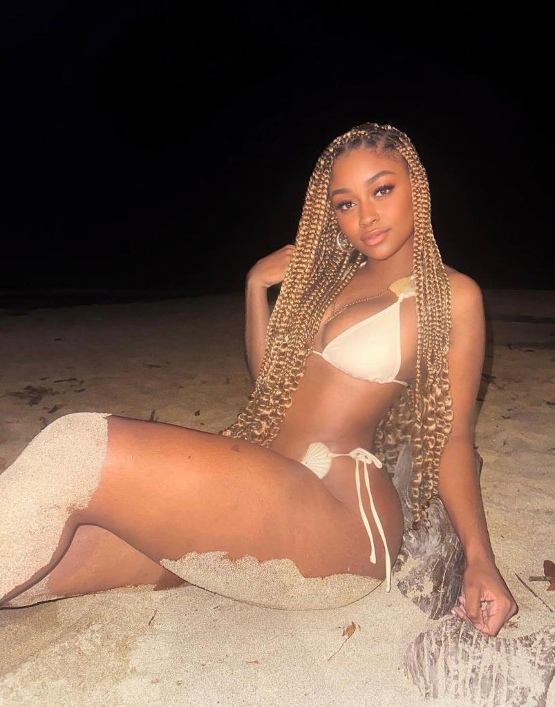 Chica busca chico en Granada: 