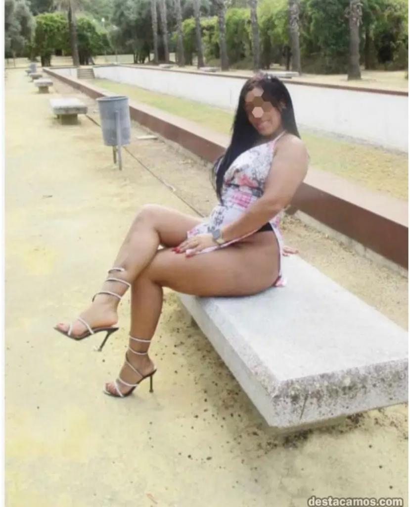 Chica busca chico en Cádiz: 