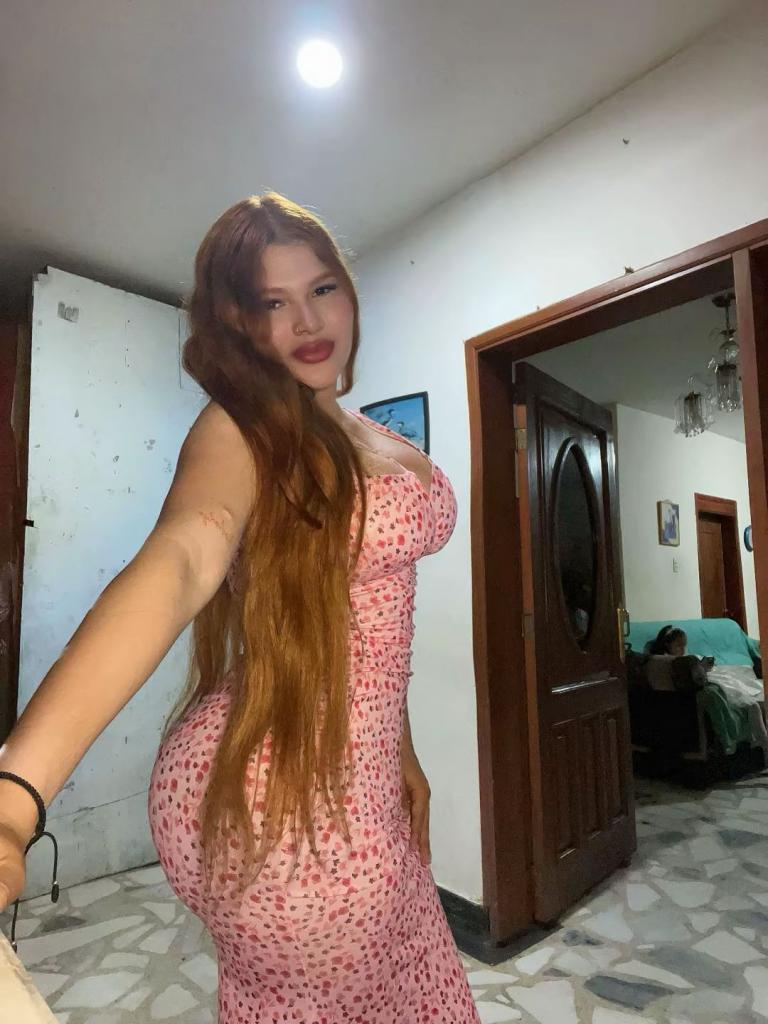 600497159: Chica busca chico en Sevilla