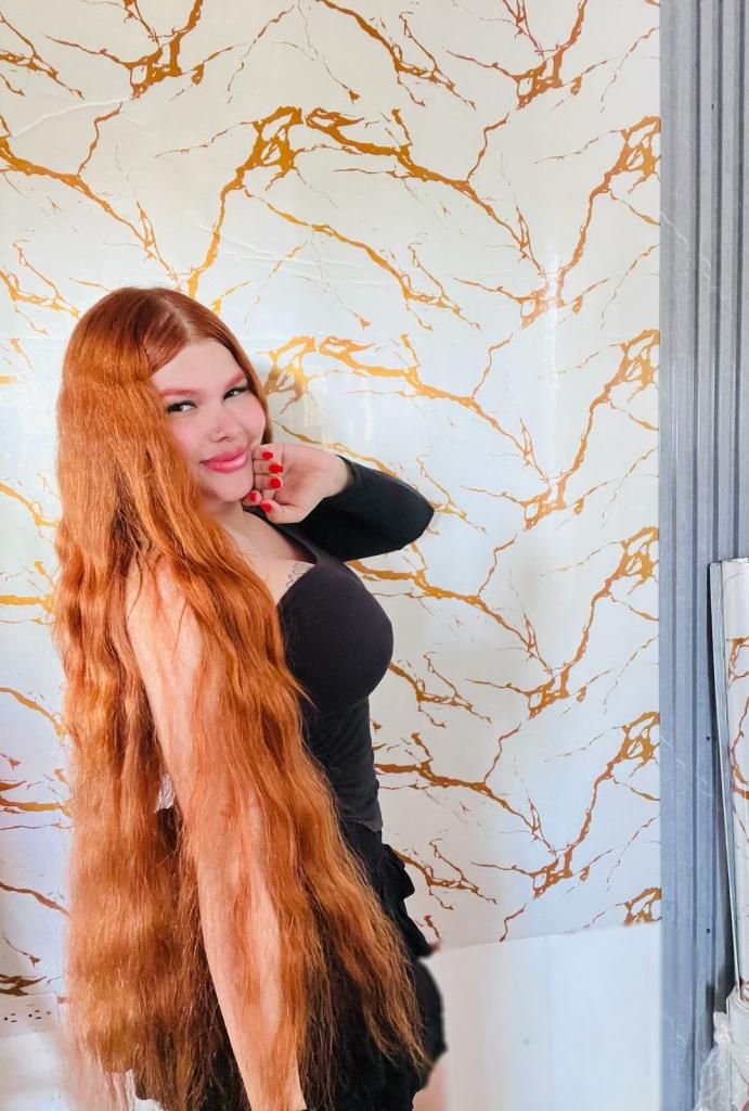 600497159: Chica busca chico en Sevilla