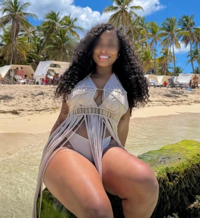 627465277: Chica busca chico en Menorca