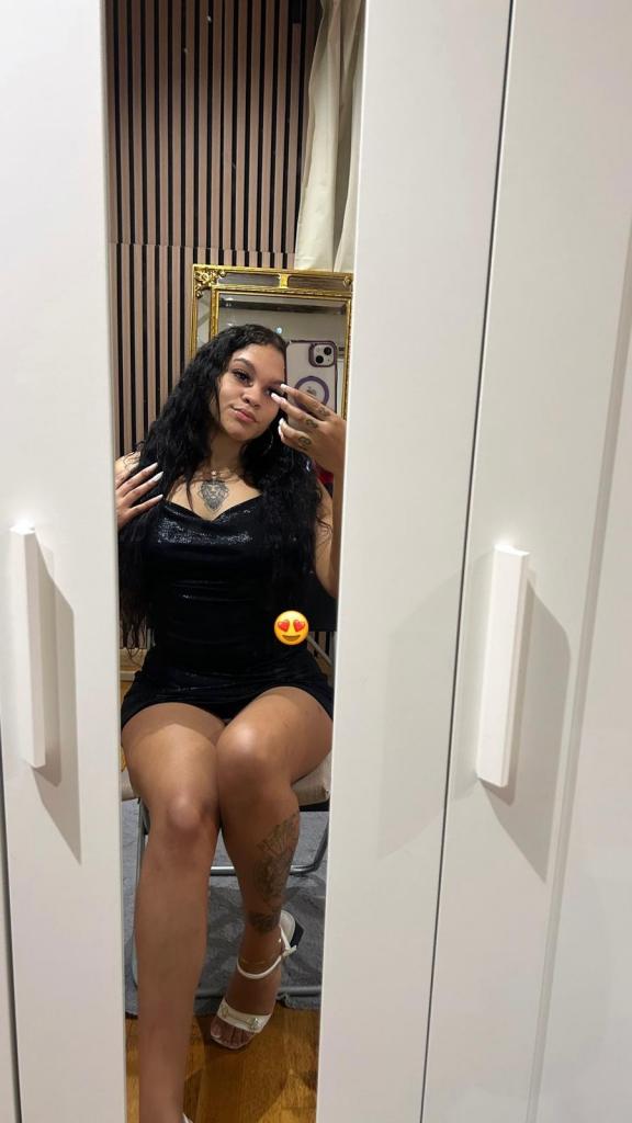 Chica busca chico en Mallorca: 