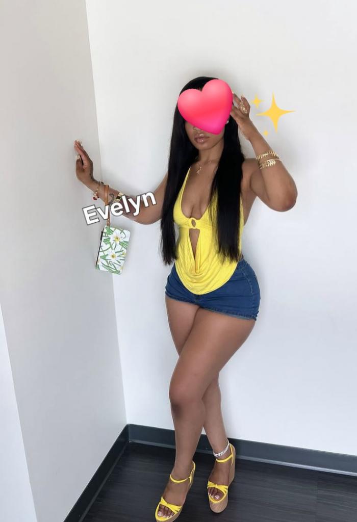 614685729: Chica busca chico en Murcia