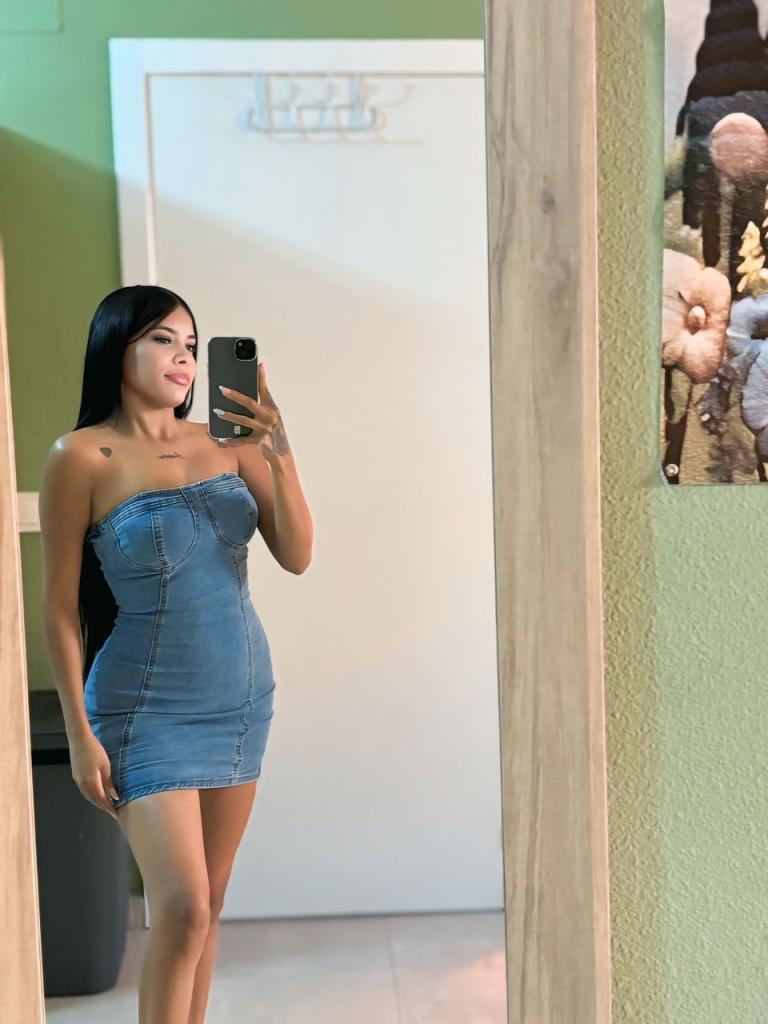 637959878: Chica busca chico en Sevilla