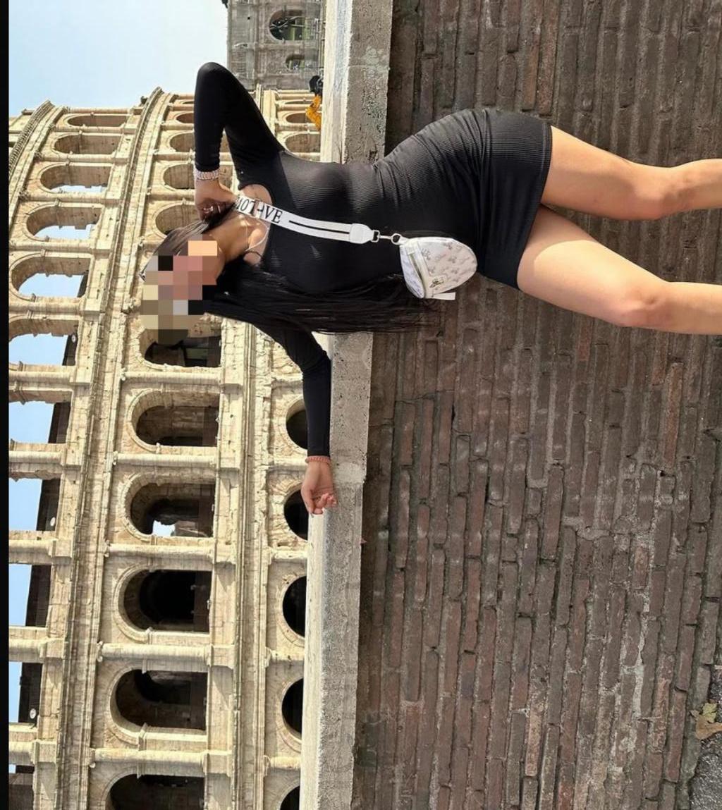 Chica busca chico en Cádiz: 