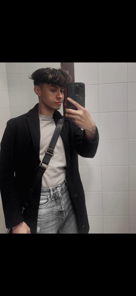 Chico busca chica en Barcelona: 