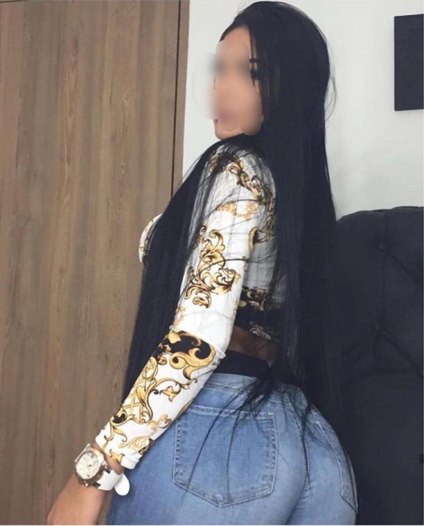 Chica busca chico en Murcia: 