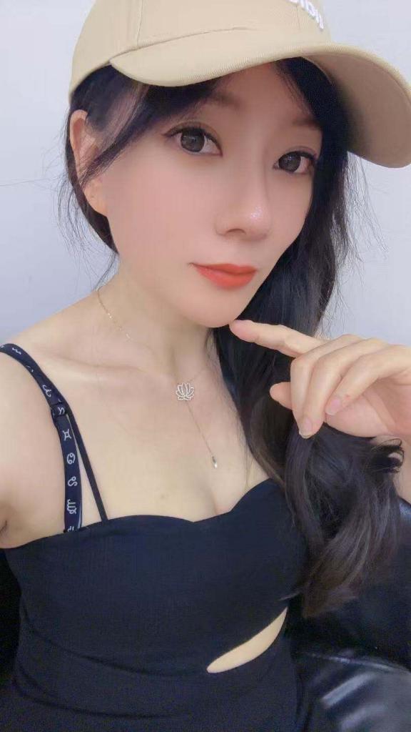 Chica busca chico en Valencia: Chica busca chico