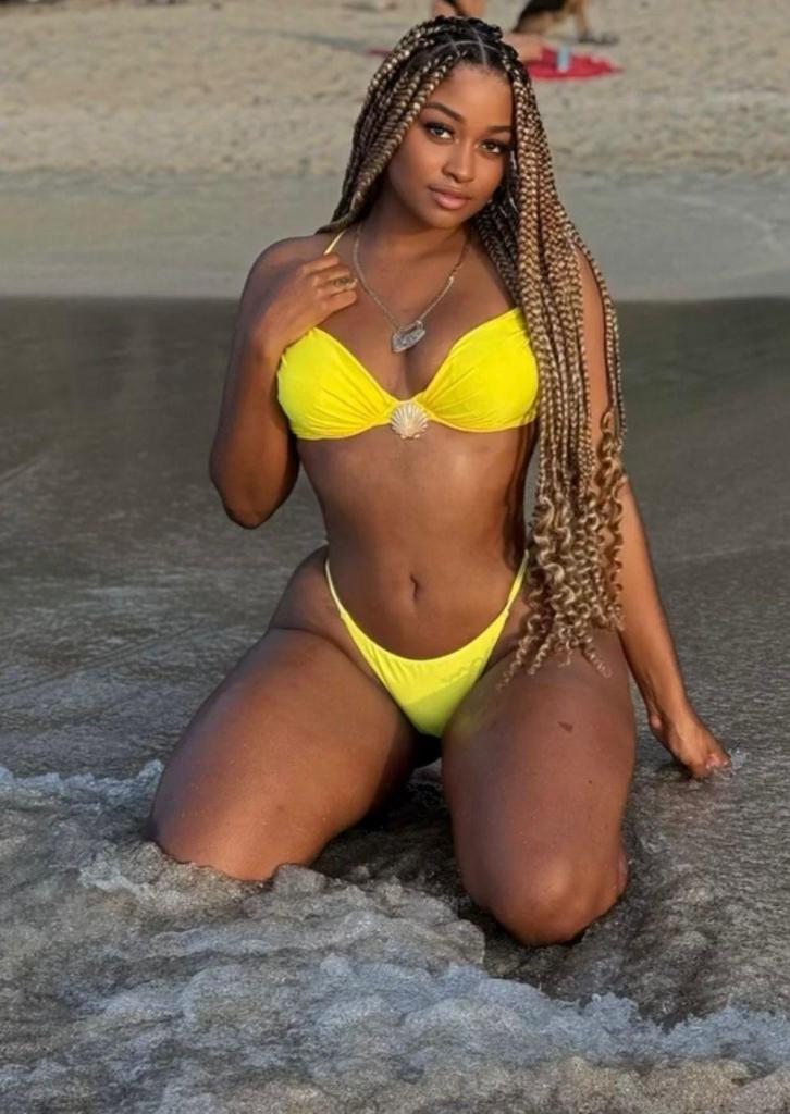 Chica busca chico en Granada: 