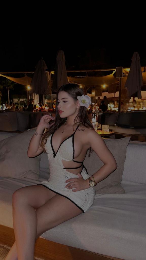 Chica busca chico en Cádiz: 