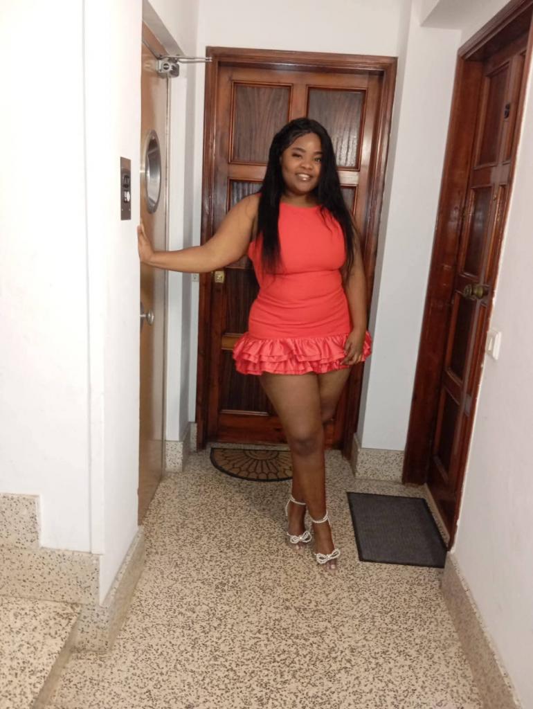 641090237: Chica busca chico en Madrid