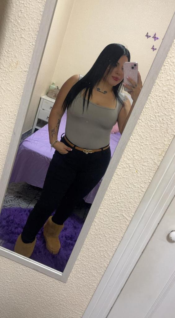 Chica busca chico en Sevilla: 