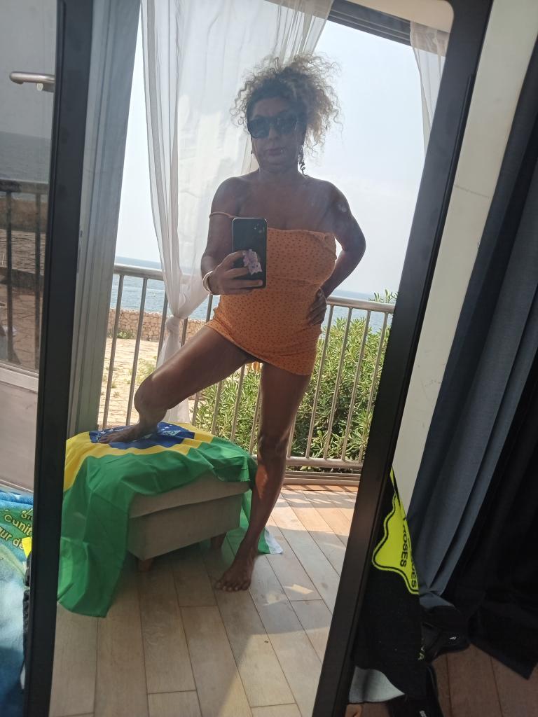 Chica busca chico en Barcelona: 