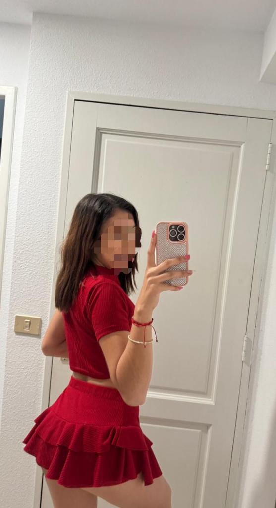 611276843: Chica busca chico en Tenerife