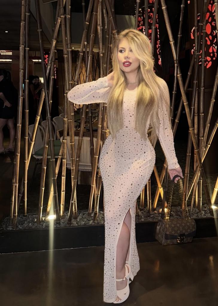 627507647: Chica busca chico en Cantabria