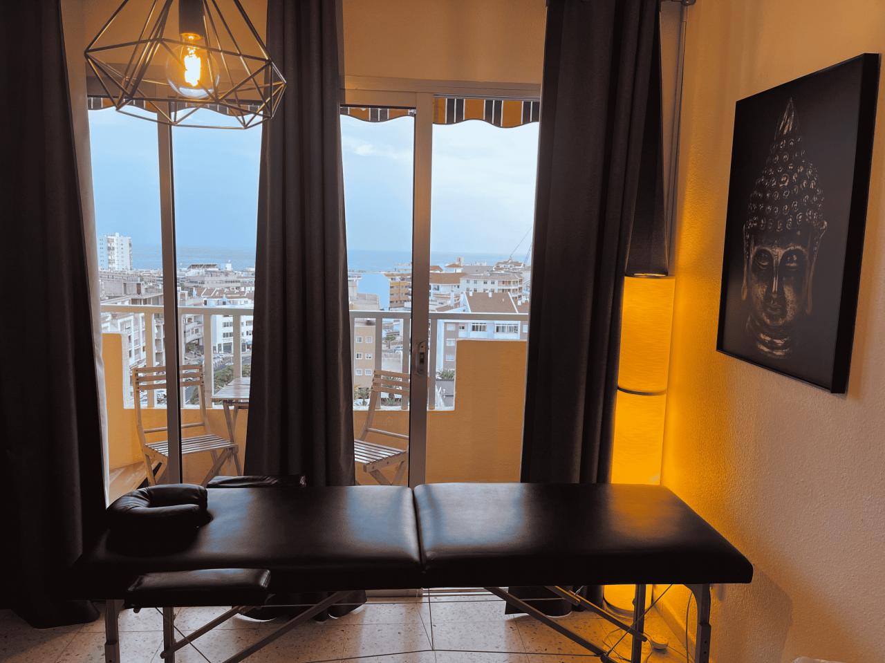 Chica busca chico en Tenerife: 