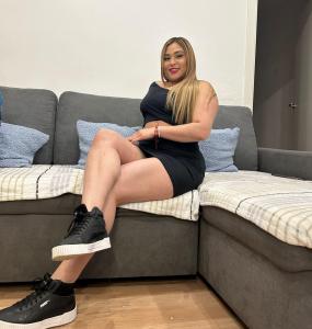 604841878: Chica busca chico en Zaragoza