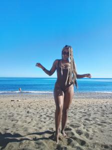 634061086: Chica busca chico en Málaga