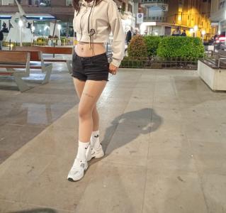 662589646: Chica busca chico en Valencia