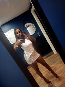 634061086: Chica busca chico en Málaga