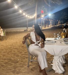 604271597: Chica busca chico en Lérida