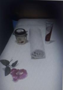 605956289: Chica busca chico en Sevilla