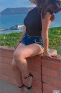614962209: Chica busca chico en Valencia