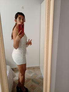 614849861: Chica busca chico en Murcia