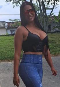 614138291: Chica busca chico en Álava