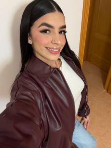 667476465: Chica busca chico en Asturias