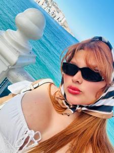 600497159: Chica busca chico en Sevilla