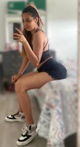 674624202: Chica busca chico en Barcelona