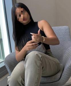 631298248: Chica busca chico en La Coruña