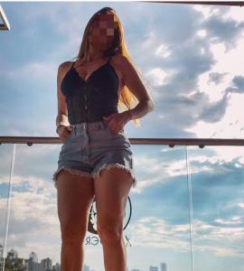 642096706: Chica busca chico en La Coruña