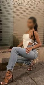 611253509: Chica busca chico en La Coruña