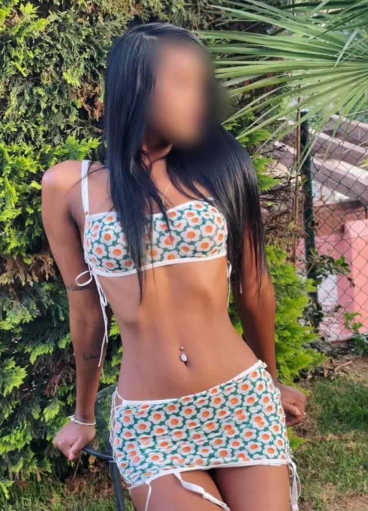 Chica busca chico en Murcia: 