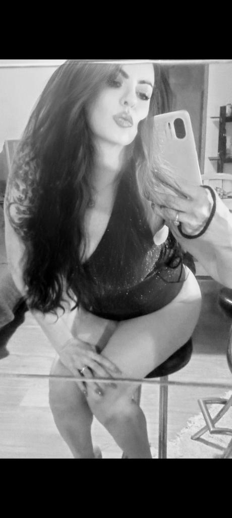 Chica busca chico en Murcia: 