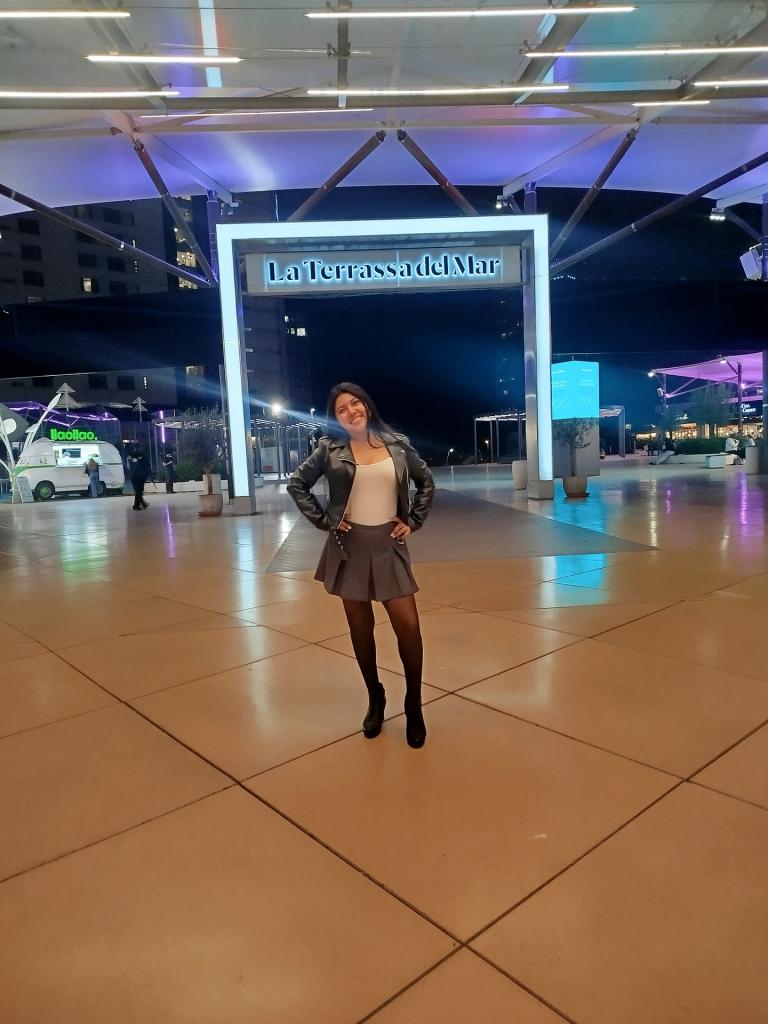 604236322: Chica busca chico en Valencia