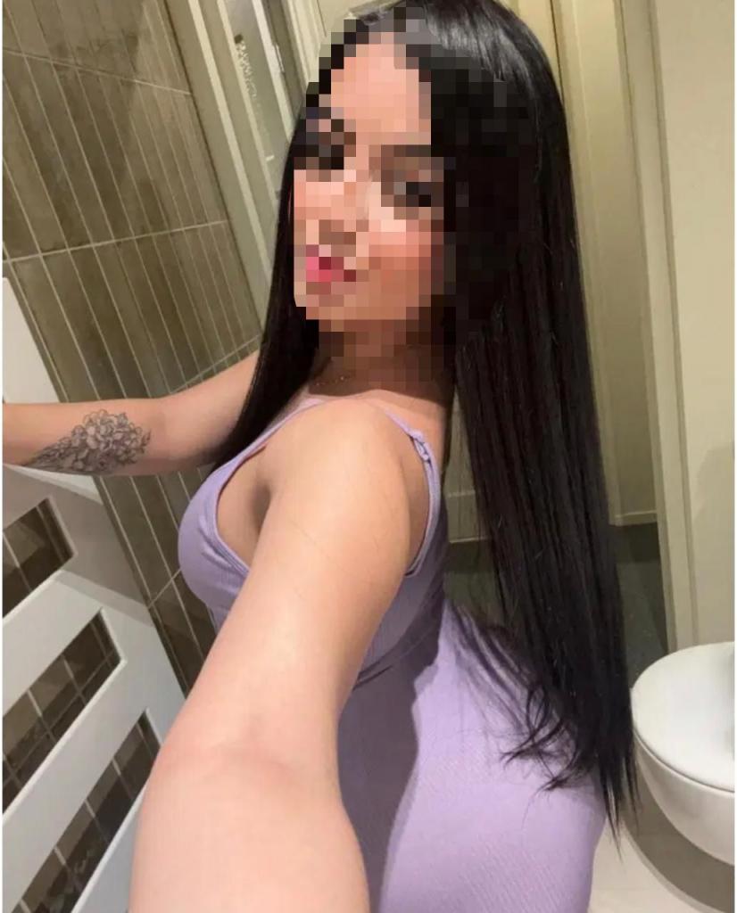 Chica busca chico en Cádiz: 