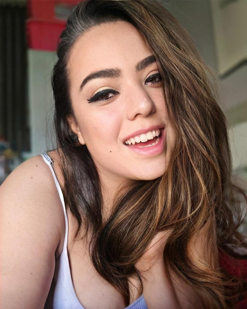 Chica busca chico en Cádiz: 