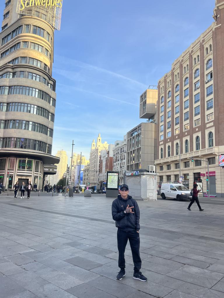 Chico busca chica en Asturias: 