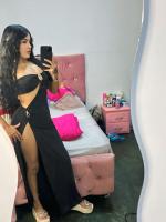 637959878: Chica busca chico en Sevilla