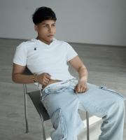 613108042: Chico busca chica en Barcelona