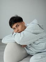 613108042: Chico busca chica en Barcelona