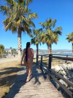 642116700: Chica busca chico en Valencia